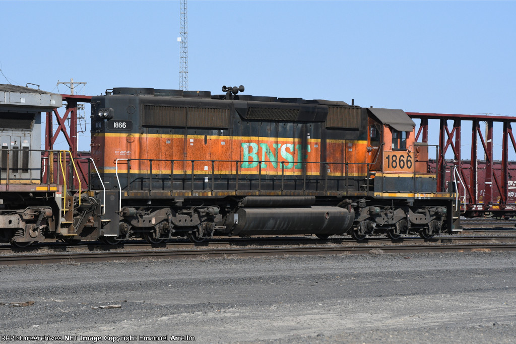 BNSF 1866